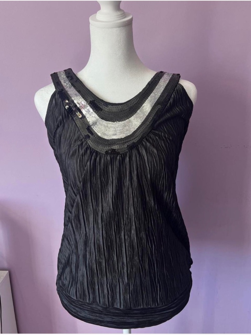 L8teR Black Tank with Silver Sequin V-Neck women’s size medium y2k
